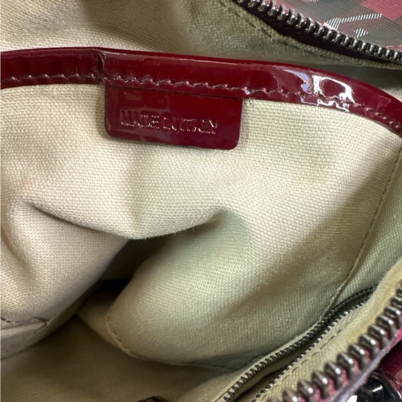 Burberry Burgundy and Cream Heart Satchel - Picture 8 of 10